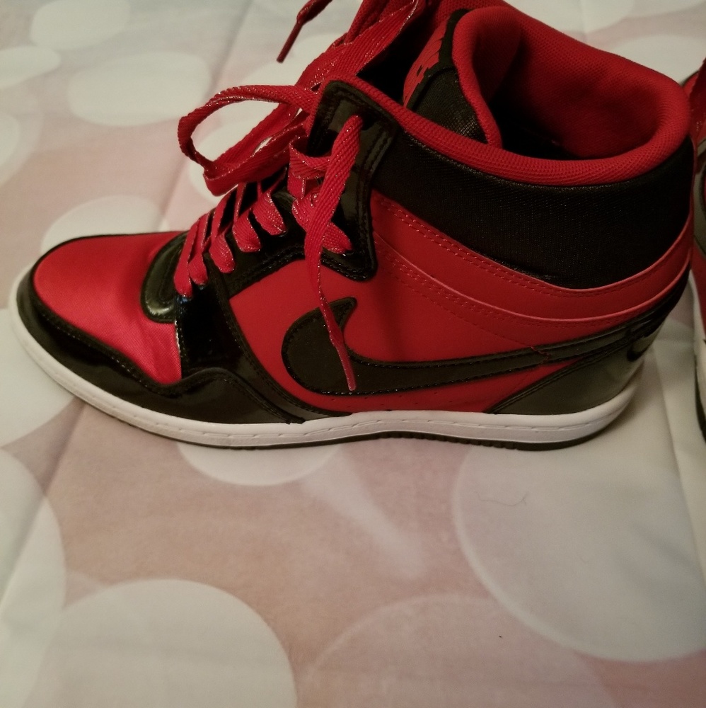 Nike air force sneaker wedge